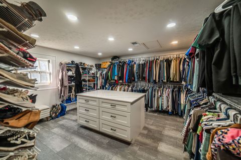 Tiny photo for 5 Woodhaven Estates, Metropolis, IL 62960 (MLS # 12591521)