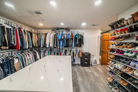 Tiny photo for 5 Woodhaven Estates, Metropolis, IL 62960 (MLS # 12591521)