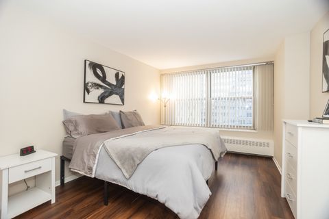 Tiny photo for 3900 N Lake Shore Drive #7G, Chicago, IL 60613 (MLS # 12548117)