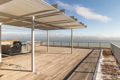 Tiny photo for 3900 N Lake Shore Drive #7G, Chicago, IL 60613 (MLS # 12548117)