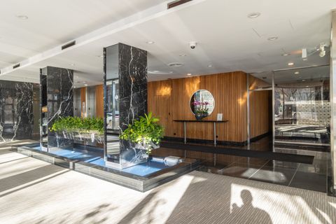 Tiny photo for 3900 N Lake Shore Drive #7G, Chicago, IL 60613 (MLS # 12548117)