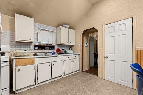 Tiny photo for 417 N Longwood Street, Rockford, IL 61107 (MLS # 12734173)