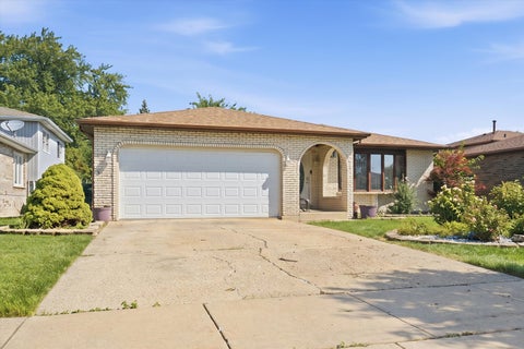 Tiny photo for 7116 W 85th Place, Burbank, IL 60459 (MLS # 12743990)