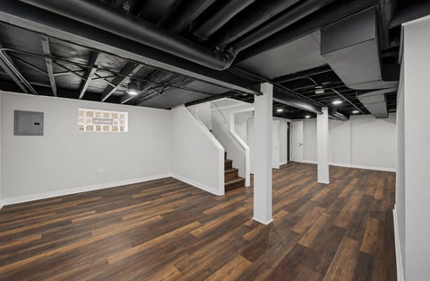 Tiny photo for 11325 S Avenue H, Chicago, IL 60617 (MLS # 12752758)