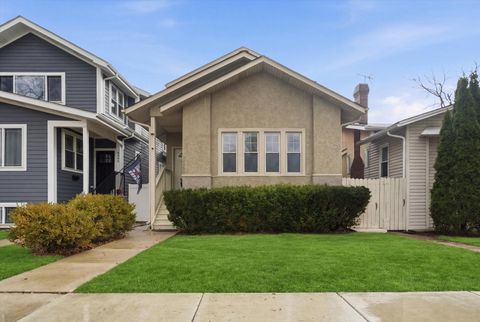 Tiny photo for 4545 N Lawndale Avenue, Chicago, IL 60625 (MLS # 12583349)