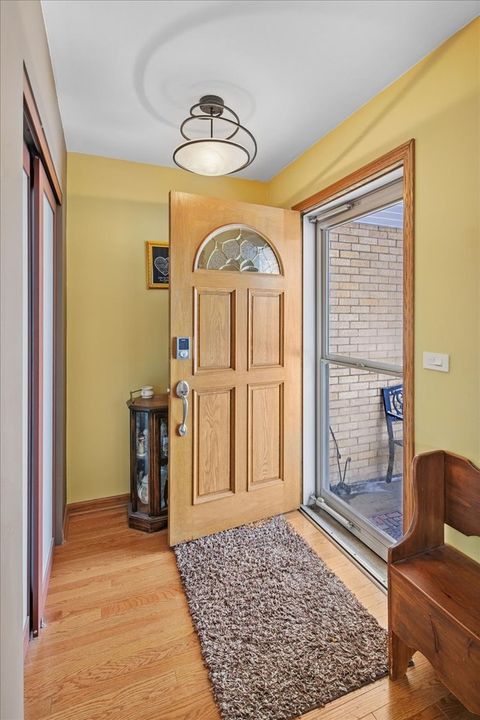 Tiny photo for 906 S We Go Trail, Mount Prospect, IL 60056 (MLS # 12538866)