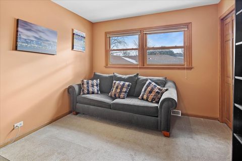 Tiny photo for 906 S We Go Trail, Mount Prospect, IL 60056 (MLS # 12538866)