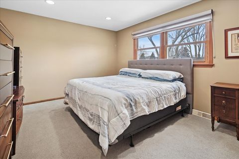 Tiny photo for 906 S We Go Trail, Mount Prospect, IL 60056 (MLS # 12538866)