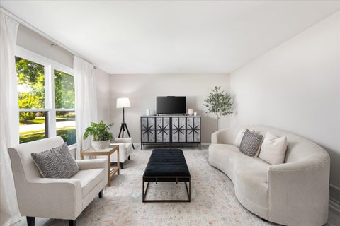 Tiny photo for 5 Redstart Road, Naperville, IL 60565 (MLS # 12753880)