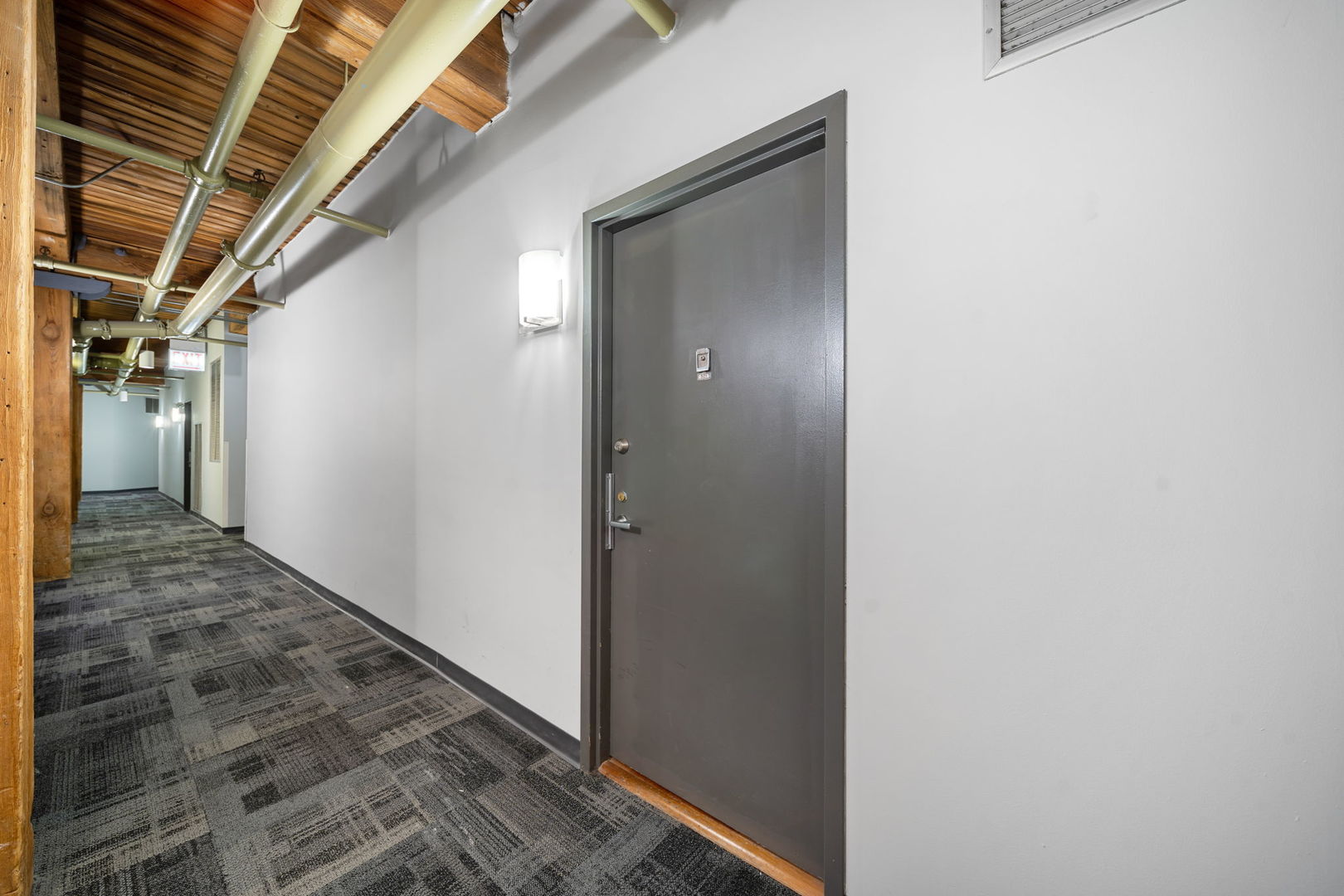 225 W Huron Street 501