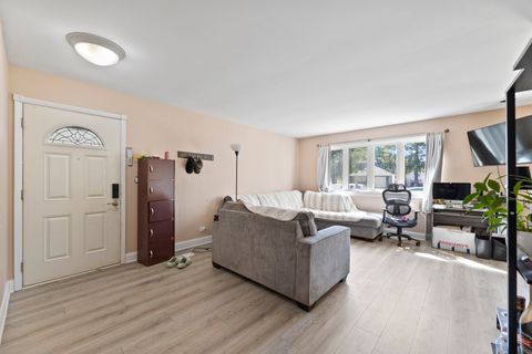 Tiny photo for 224 Radcliff Drive, Bolingbrook, IL 60440 (MLS # 12487540)