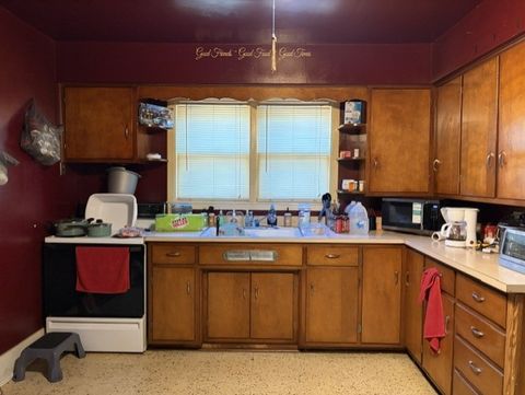 Tiny photo for 55 2nd Street, Lasalle, IL 61301 (MLS # 12645649)