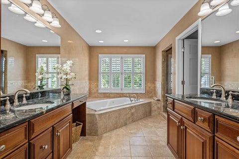 Tiny photo for 3406 Greenwood Lane, St. Charles, IL 60175 (MLS # 12704730)