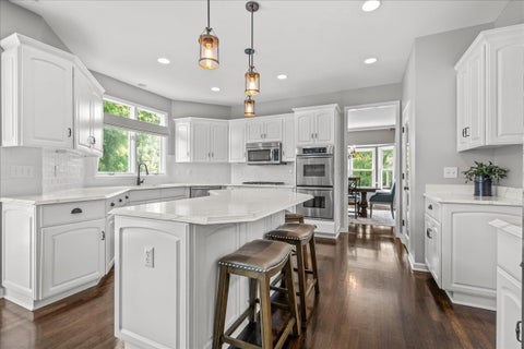 Tiny photo for 3406 Greenwood Lane, St. Charles, IL 60175 (MLS # 12704730)