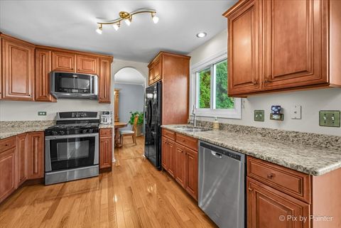 Tiny photo for 888 Blazing Star Trail, Cary, IL 60013 (MLS # 12488583)