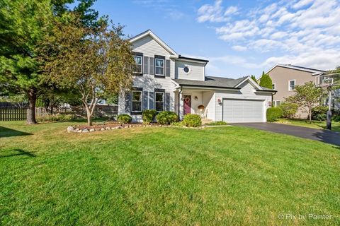 Photo of 888 Blazing Star Trail, Cary, IL 60013 (MLS # 12488583)