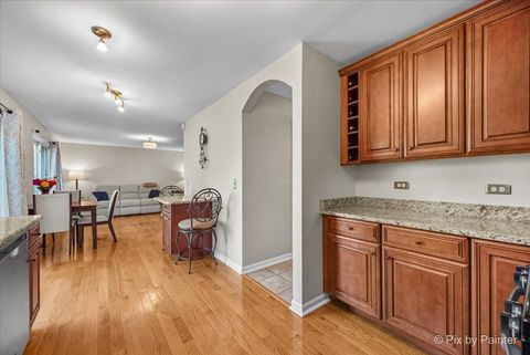 Tiny photo for 888 Blazing Star Trail, Cary, IL 60013 (MLS # 12488583)