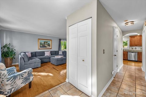 Tiny photo for 888 Blazing Star Trail, Cary, IL 60013 (MLS # 12488583)