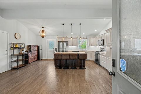 Tiny photo for 10 O Connor Court, Champaign, IL 61821 (MLS # 12610144)