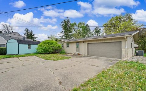 Tiny photo for 10 O Connor Court, Champaign, IL 61821 (MLS # 12610144)