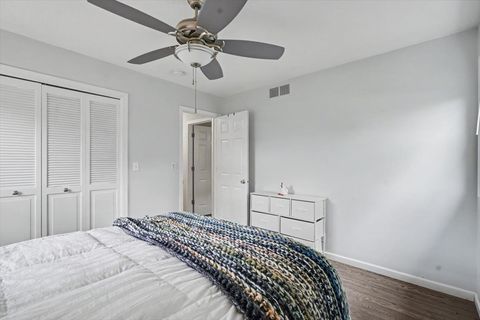 Tiny photo for 10 O Connor Court, Champaign, IL 61821 (MLS # 12610144)