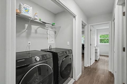 Tiny photo for 10 O Connor Court, Champaign, IL 61821 (MLS # 12610144)