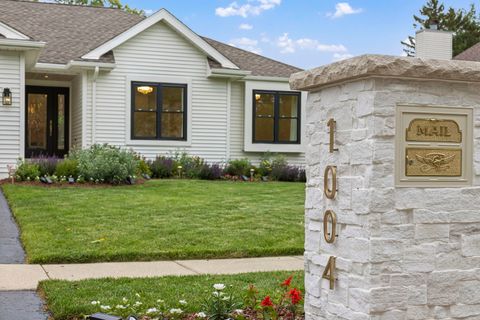 Tiny photo for 1004 Golden Avenue, Woodstock, IL 60098 (MLS # 12412357)