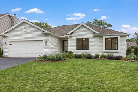 Tiny photo for 1004 Golden Avenue, Woodstock, IL 60098 (MLS # 12412357)