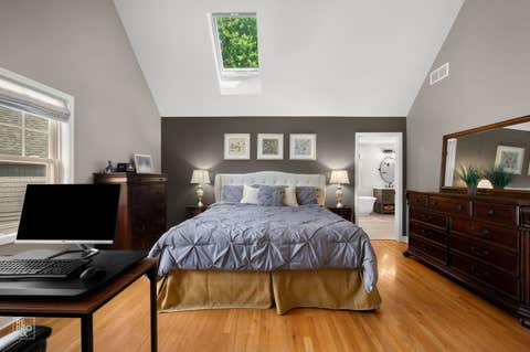 Tiny photo for 353 Western Avenue, Clarendon Hills, IL 60514 (MLS # 12726918)