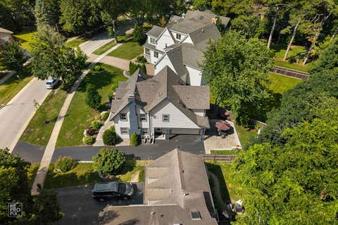 Tiny photo for 353 Western Avenue, Clarendon Hills, IL 60514 (MLS # 12726918)