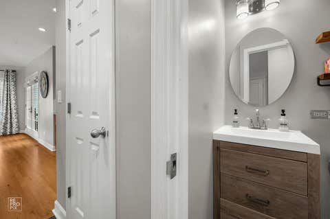 Tiny photo for 353 Western Avenue, Clarendon Hills, IL 60514 (MLS # 12726918)