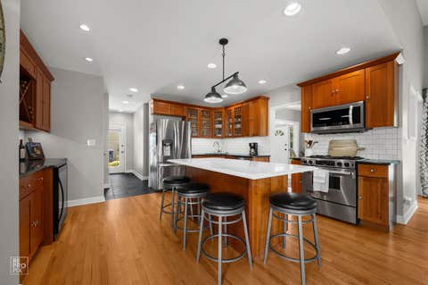 Tiny photo for 353 Western Avenue, Clarendon Hills, IL 60514 (MLS # 12726918)