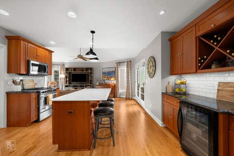 Tiny photo for 353 Western Avenue, Clarendon Hills, IL 60514 (MLS # 12726918)