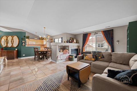 Tiny photo for 1346 Spencer Lane #1346, Batavia, IL 60510 (MLS # 12621692)