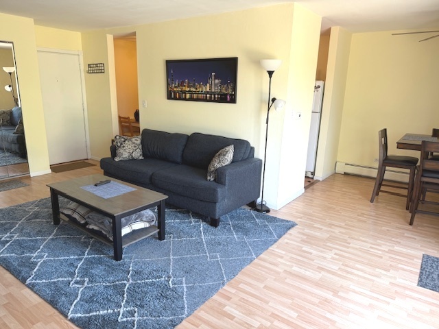 1810 Hemlock Place 304