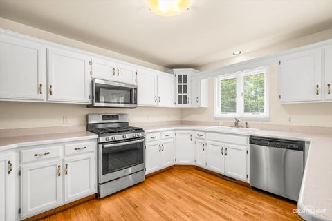 Tiny photo for 714 E Knights Road, Sandwich, IL 60548 (MLS # 12649266)