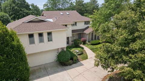 Tiny photo for 3639 Pebble Beach Road, Northbrook, IL 60062 (MLS # 12697822)