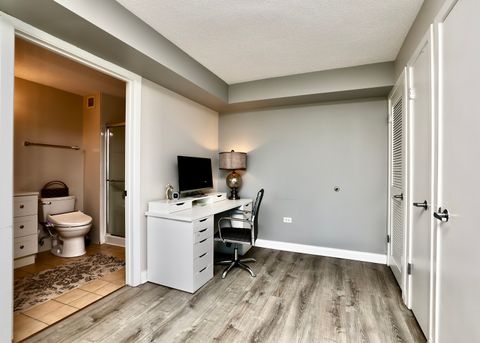 Tiny photo for 3115 S Michigan Avenue #504, Chicago, IL 60616 (MLS # 12622030)