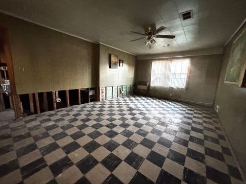 Tiny photo for 10100 S Saint Lawrence Avenue, Chicago, IL 60628 (MLS # 12618101)