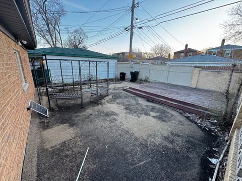 Tiny photo for 10100 S Saint Lawrence Avenue, Chicago, IL 60628 (MLS # 12618101)