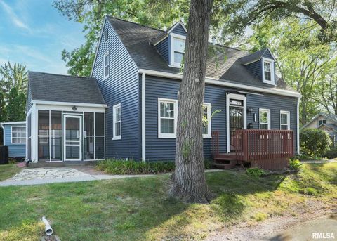 Tiny photo for 421 10TH Street #A, Silvis, IL 61282 (MLS # QC4267487)