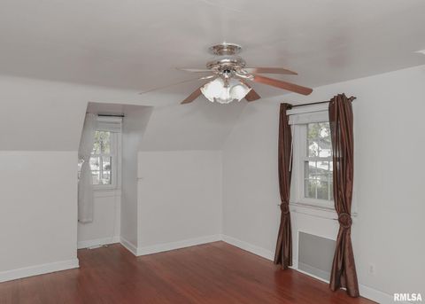 Tiny photo for 421 10TH Street #A, Silvis, IL 61282 (MLS # QC4267487)