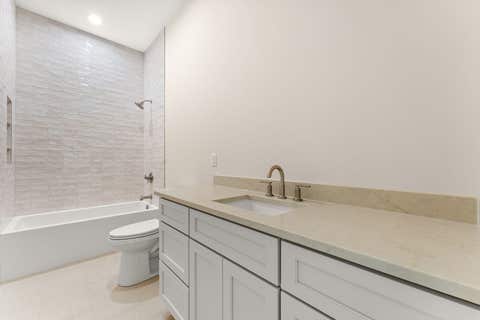 Tiny photo for 493 Stonebridge Parkway, Valparaiso, IN 46383 (MLS # 12692103)