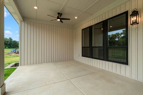 Tiny photo for 493 Stonebridge Parkway, Valparaiso, IN 46383 (MLS # 12692103)