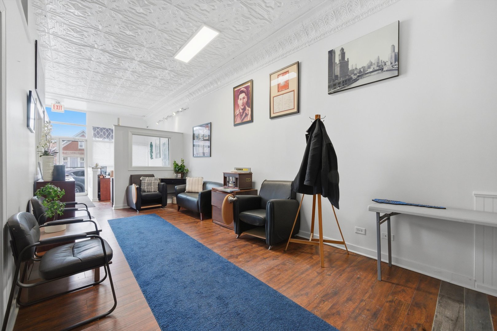 2447 N Ashland Avenue 1