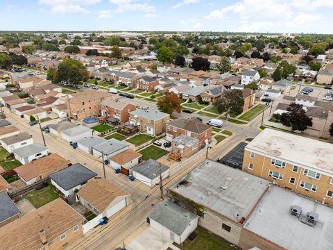 Tiny photo for 1514 N 22nd Avenue, Melrose Park, IL 60160 (MLS # 12513681)