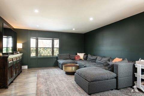 Tiny photo for 262 Lionel Road, Riverside, IL 60546 (MLS # 12584830)