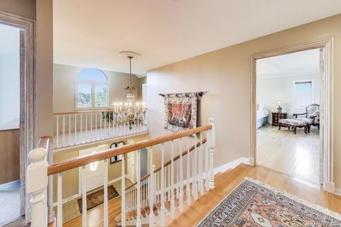 Tiny photo for 179 Sycamore Drive, Hawthorn Woods, IL 60047 (MLS # 12470326)