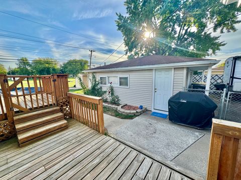 Tiny photo for 3109 190th Street, Lansing, IL 60438 (MLS # 12486806)