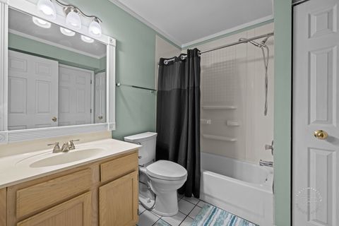 Tiny photo for 1202 Fox Hill Lane, North Aurora, IL 60542 (MLS # 12544971)